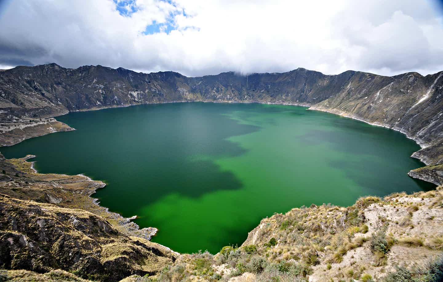 Quilotoa Lake Ecuador Hop